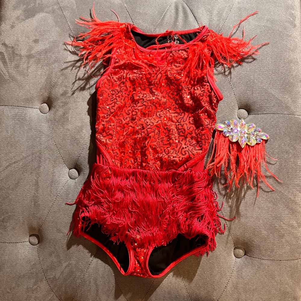 Dance consume girls red good condition